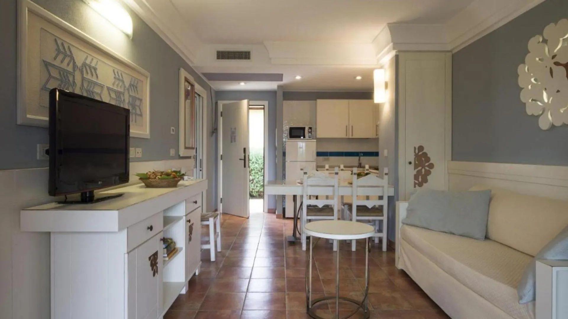 Tranquil Lantana Resort 1 Bedroom Room Apartment Sleeps 5 Pula 0*,  Italy